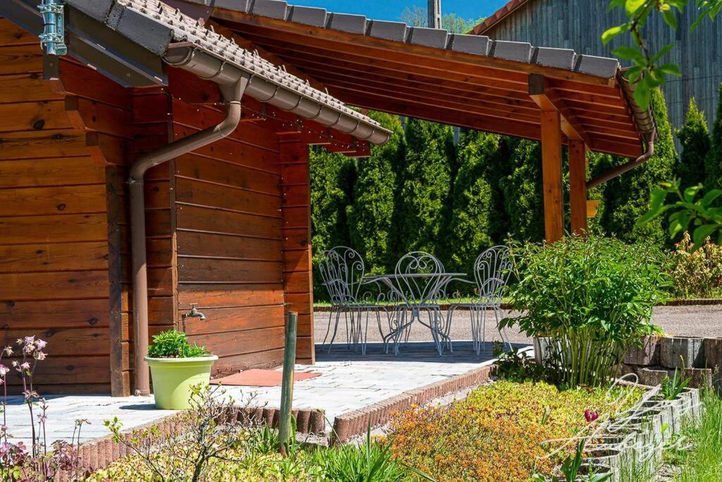 Chalet La Calougeotte, Jardin, Spa Et Sauna Prives Le Ménil Exteriör bild
