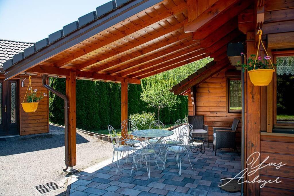 Chalet La Calougeotte, Jardin, Spa Et Sauna Prives Le Ménil Exteriör bild