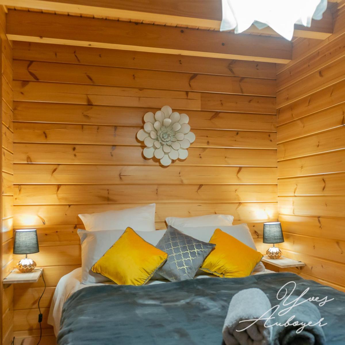 Chalet La Calougeotte, Jardin, Spa Et Sauna Prives Le Ménil Exteriör bild