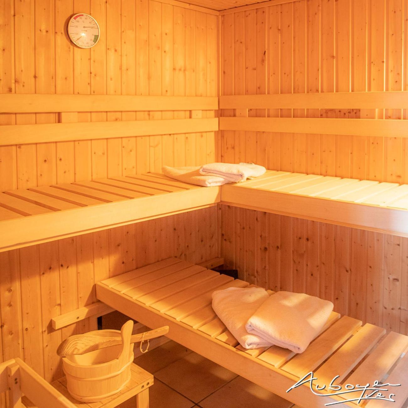 Chalet La Calougeotte, Jardin, Spa Et Sauna Prives Le Ménil Exteriör bild