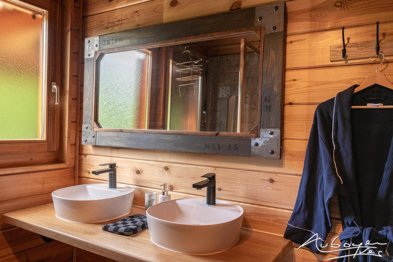 Chalet La Calougeotte, Jardin, Spa Et Sauna Prives Le Ménil Exteriör bild