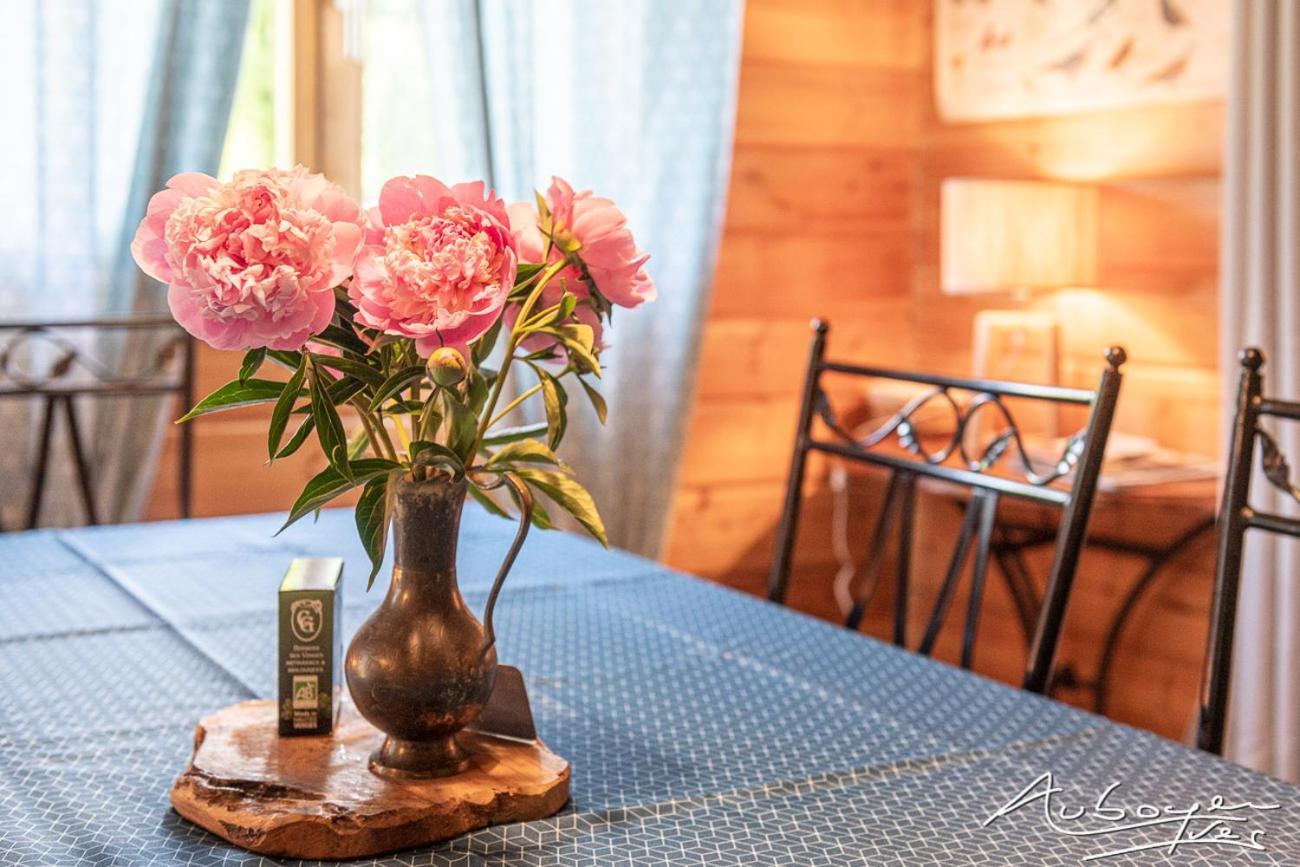 Chalet La Calougeotte, Jardin, Spa Et Sauna Prives Le Ménil Exteriör bild