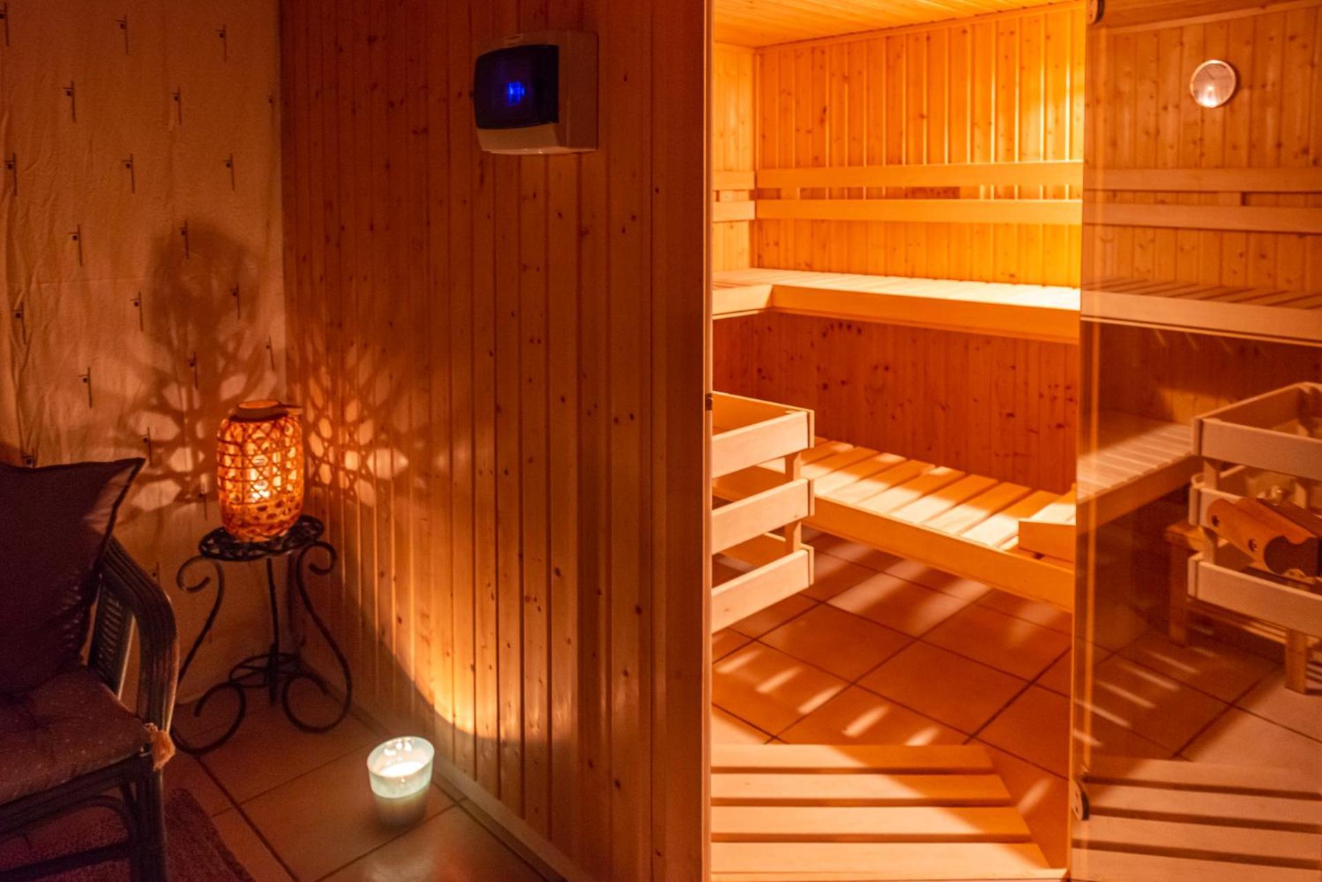 Chalet La Calougeotte, Jardin, Spa Et Sauna Prives Le Ménil Exteriör bild