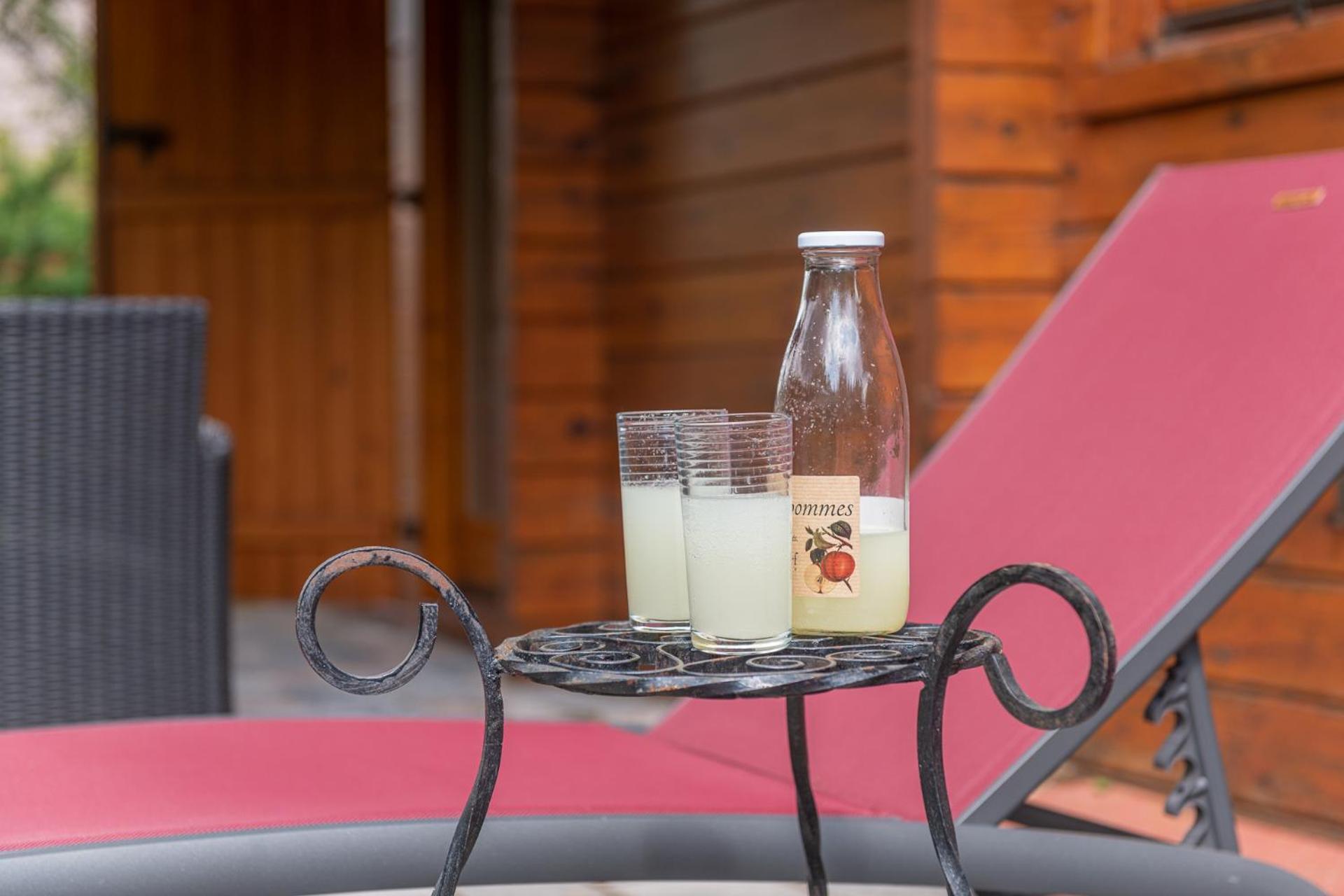 Chalet La Calougeotte, Jardin, Spa Et Sauna Prives Le Ménil Exteriör bild