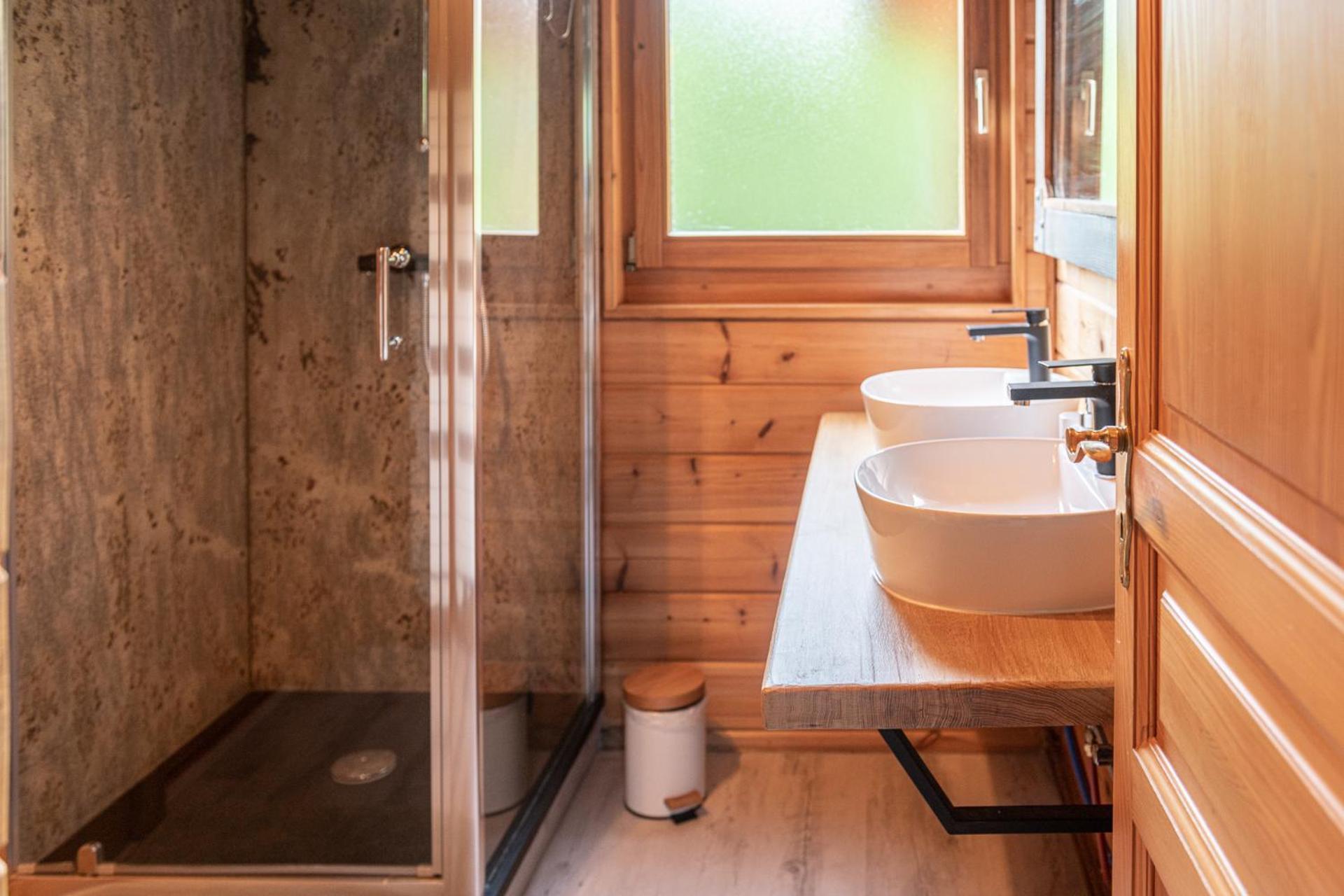 Chalet La Calougeotte, Jardin, Spa Et Sauna Prives Le Ménil Exteriör bild